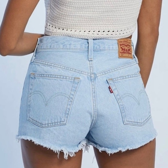 Levi's Women's Sky Blue Jean Shorts - Picture 1 of 5